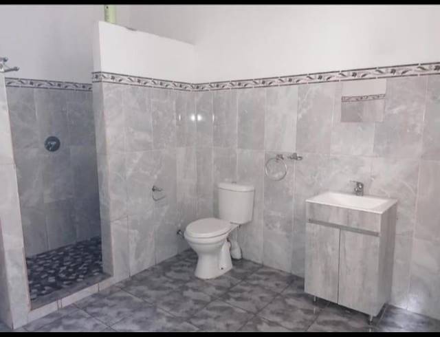 2 BEDROOM HOUSE FOR SALE IN GLENWOOD
